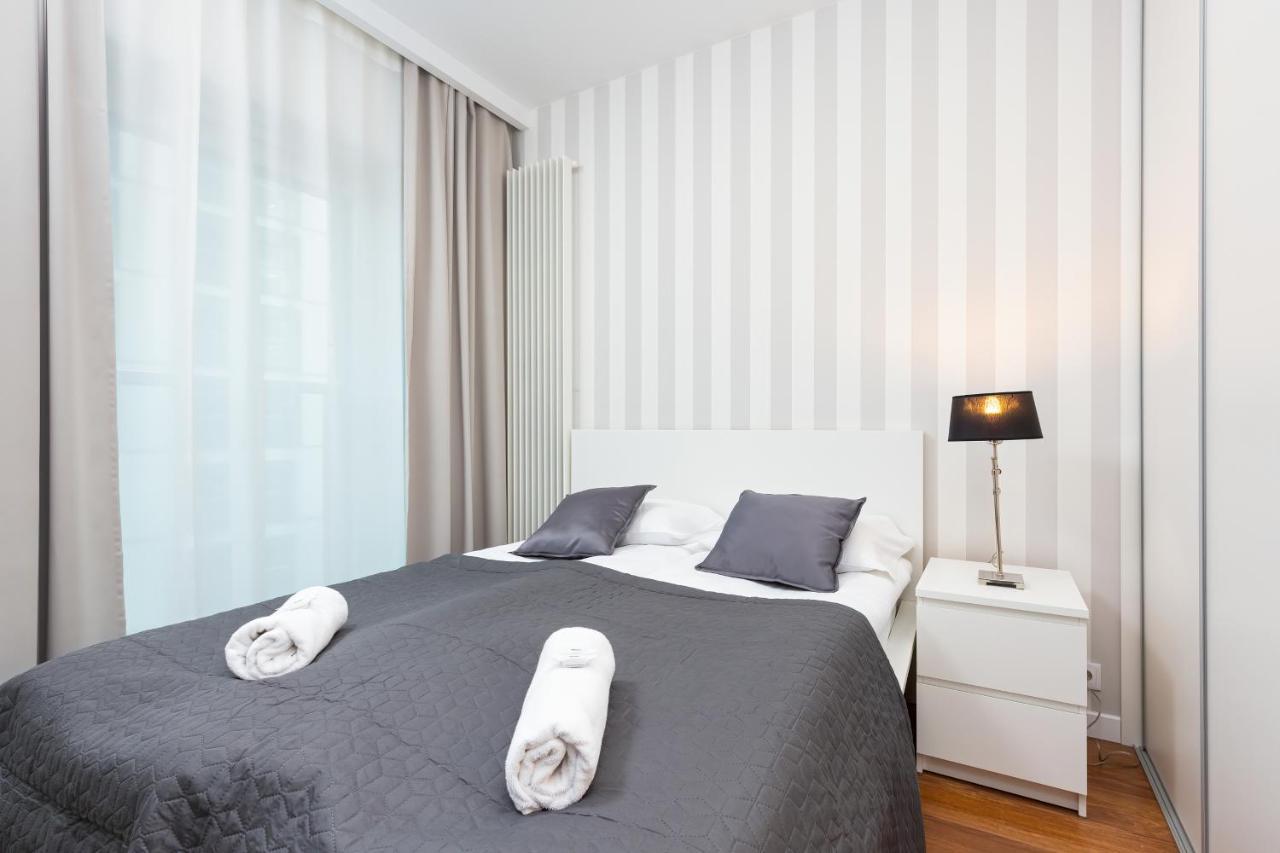 Royal City Center Mennica Residence By Noclegi Renters وارسو المظهر الخارجي الصورة