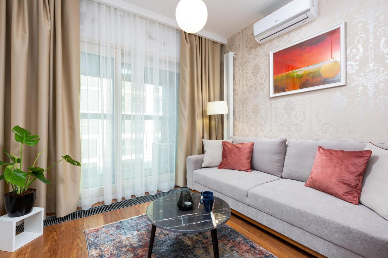 Royal City Center Mennica Residence By Noclegi Renters وارسو المظهر الخارجي الصورة