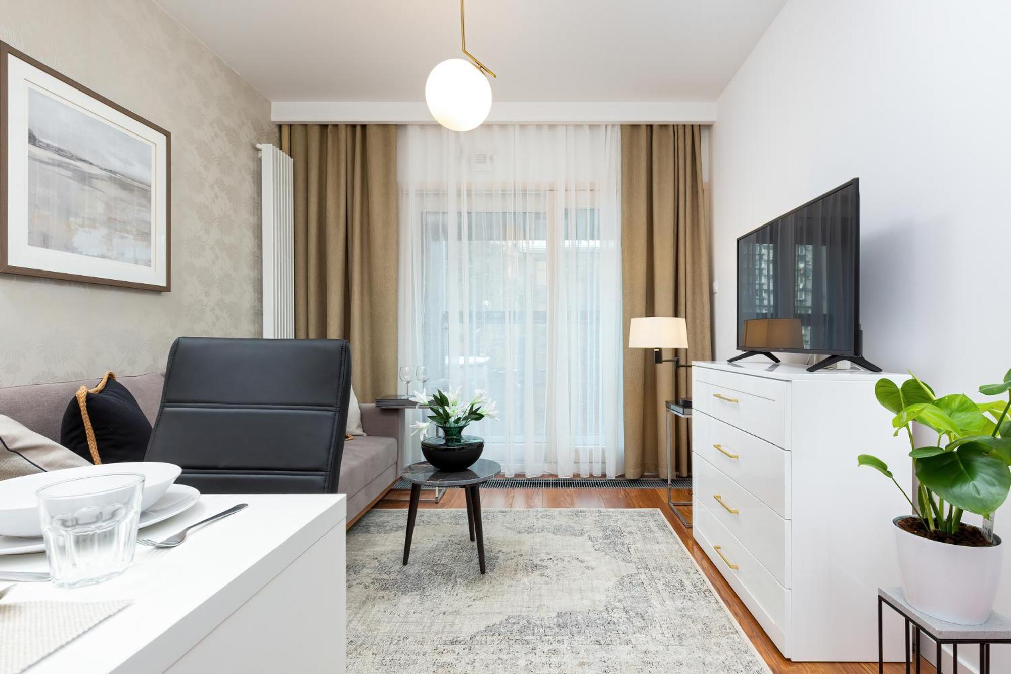 Royal City Center Mennica Residence By Noclegi Renters وارسو المظهر الخارجي الصورة